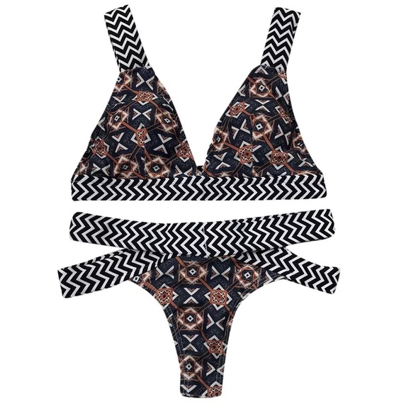 Strappy Black & White Chevron Geometric Bandage Bikini - Picture 3 of 15